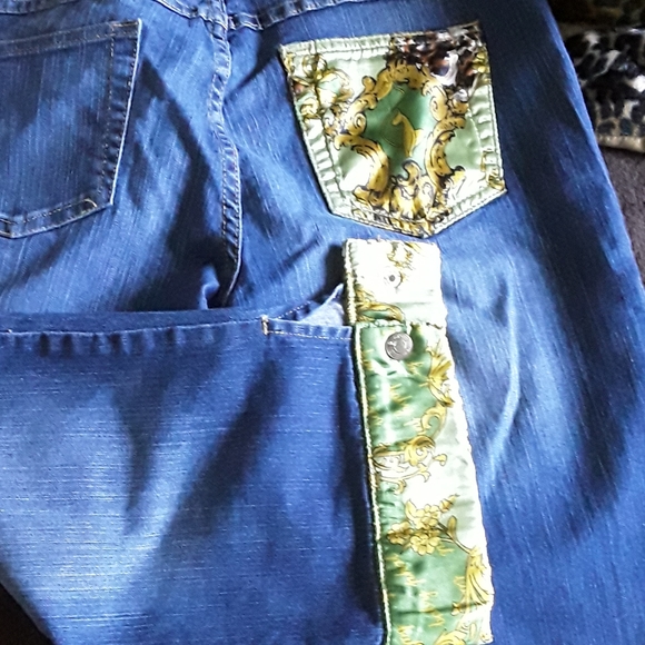 @debtthumma - Picture 1 of 3